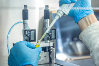 UNICAMP FAZ PESQUISA COM PEROVSKITA USADA EM PLACAS SOLARES