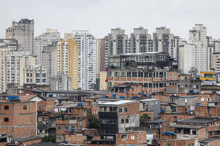 A favela de Paraisópolis, na zona sul, é a maior da capital paulista e abriga 58.527 habitantes 