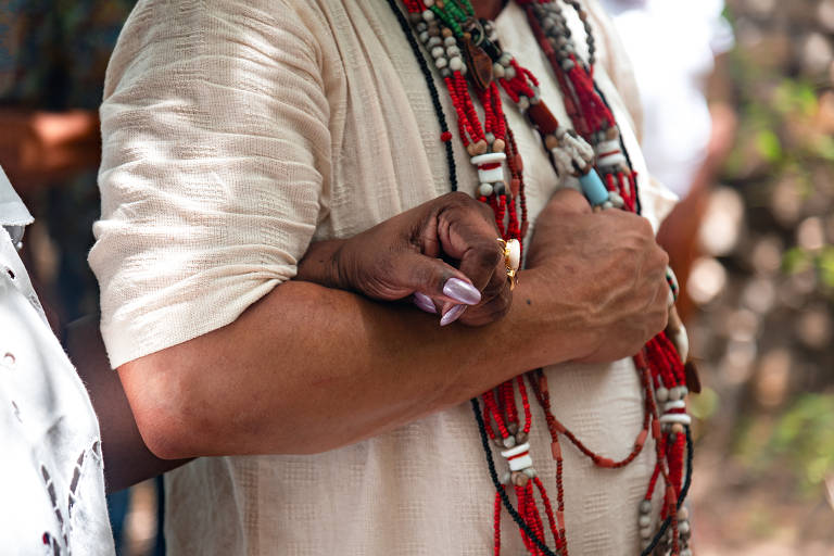 Veja imagens do ritual da Jurema Sagrada, no Recife