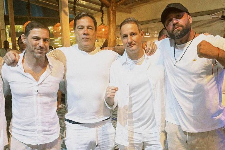 Horas após o assassinato de Gritzbach, Derrite participou de uma festa com policiais na praia de Maresias, no litoral paulista; na foto, Artur Dian, (delegado-geral da Polícia Civil de SP), Fabio Bopp (chefe do GER), Derrite e Marcio Gardenal (policial do GER)