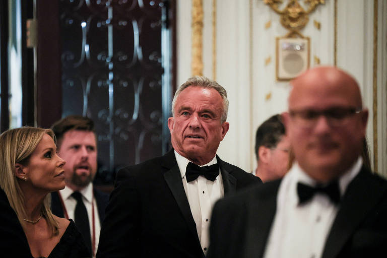 Robert F. Kennedy Jr. durante jantar de gala em Mar-a-Lago， onde Donald Trump tem um resort， na Flórida