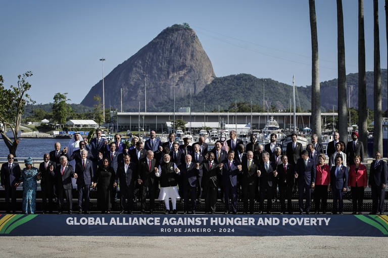 Líderes do G20 posam para foto oficial no Rio de Janeiro