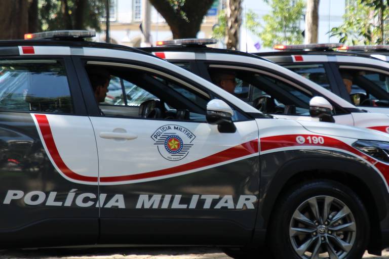 Vídeo de policial que é atropelado e atira em carro no centro de São Paulo é de janeiro