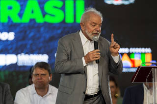 LULA NO PORTO DE SANTOS