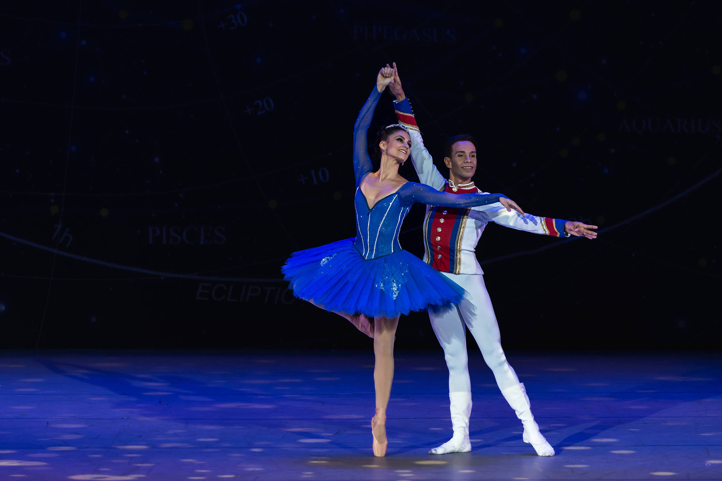 Espetáculo de dança 'O Quebra Nozes' e peça inspirada em Renato Russo estreiam em SP