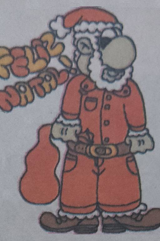 A imagem mostra um personagem de desenho animado vestido de Papai Noel. Ele tem um corpo verde, um grande nariz redondo e usa um traje vermelho com detalhes brancos. O personagem segura um saco vermelho e está acompanhado pela frase 'FELIZ NATAL!' em letras coloridas. O fundo é claro.