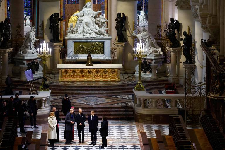 Macron visita Notre-Dame às vésperas de reabertura e diz que catedral está sublime