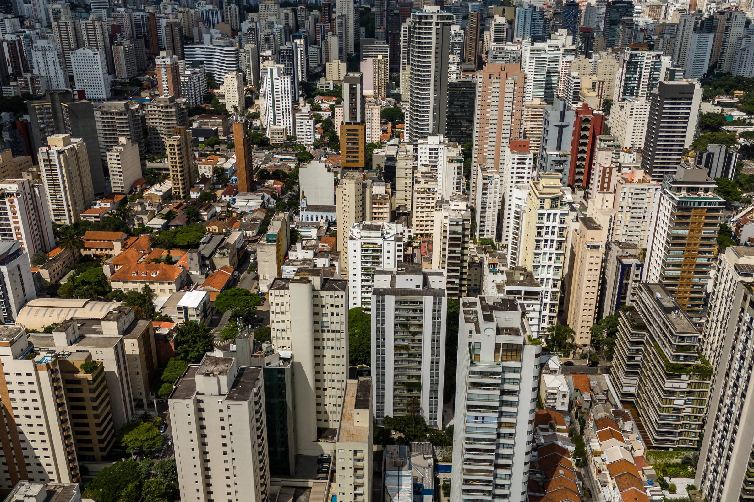 Prefeitura de SP multa em R$ 31 mi empresas que não cumpriram regras para construção de moradias populares