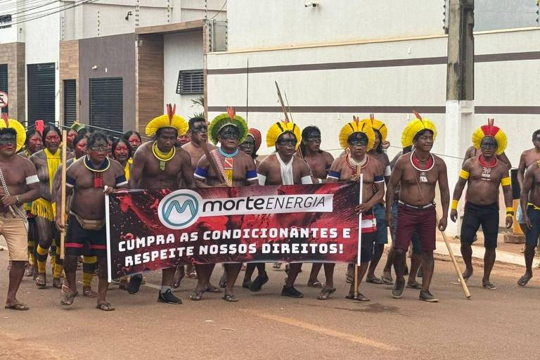 Kayapós e Belo Monte avançam em acordo após ocupação em empresa e bloqueio de estrada