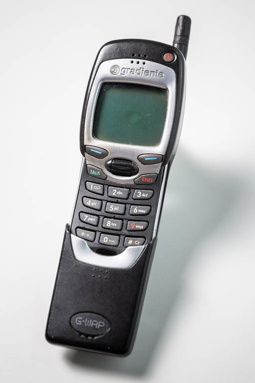 A marca brasileira enfrenta uma disputa judicial contra a Apple pelo registro da marca iPhone