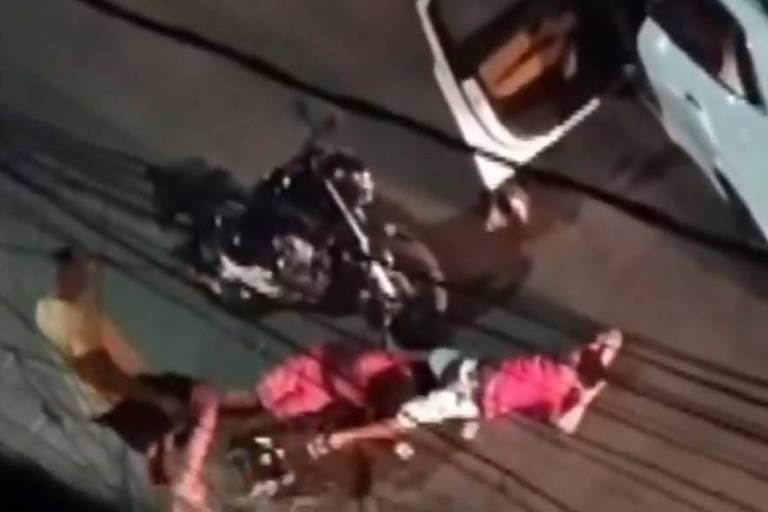 Na madrugada do dia 1 de novembro, um policial militar atirou em dois adolescentes no Alto de Ondina, em Salvador; na ação, Gabriel Santos Costa, 17, morreu e outro jovem de 19 anos ficou ferido