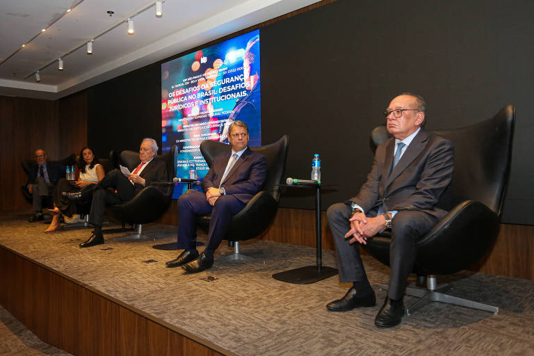 A gente comete erros, e nosso discurso tem risco, diz Tarcísio sobre violência da PM