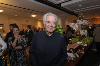 JANTAR EM HOMENAGEM AO MAESTRO