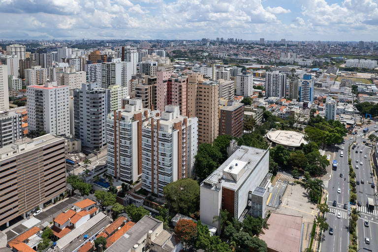 Foto mostra vista de prédios no bairro Santa Paula， em São Caetano do Sul (SP)
