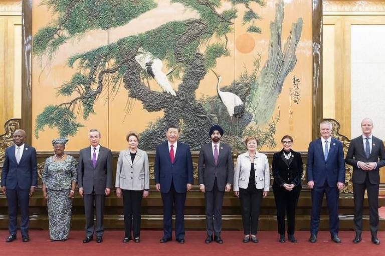 China anuncia mais estímulo fiscal para 2025, com déficit maior