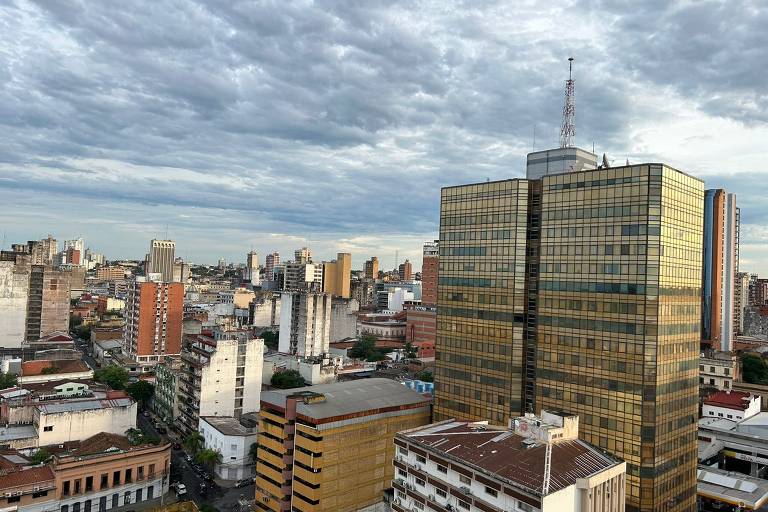 Vista do centro histórico de Assunção, capital do Paraguai, nas imediações do Palácio de Lopez, sede do poder Executivo