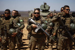 OPERAÇÃO FORMOSA ; MARINHA ; MILITARES