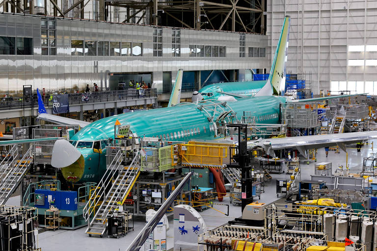 Boeing anuncia retomada total de produção com volta dos modelos 767 e 777
