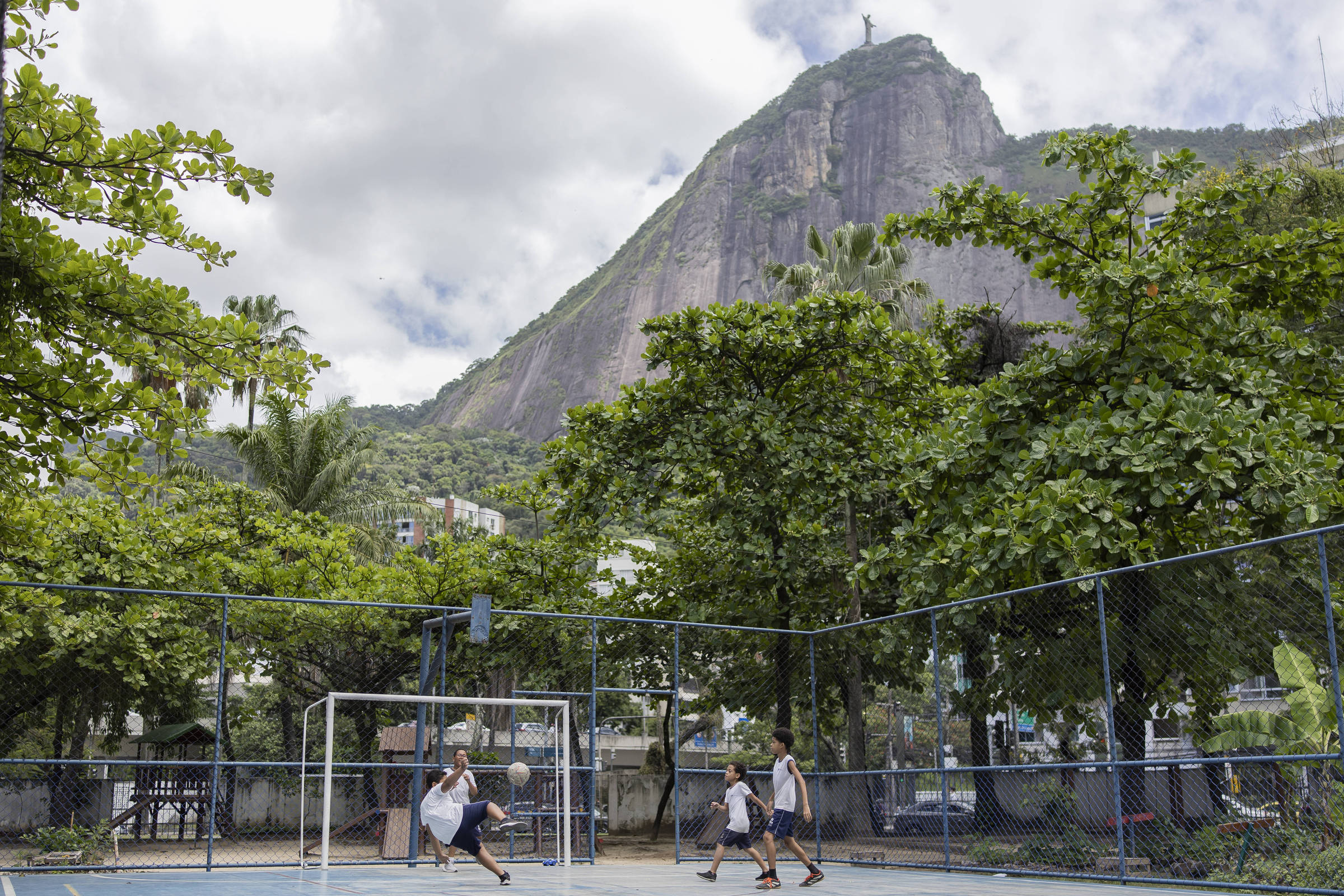 A primeira infância no centro do enfrentamento da crise climática