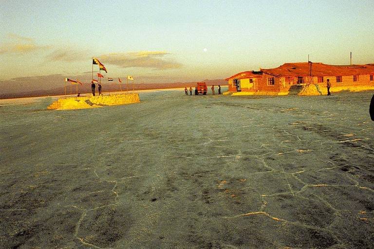 Hotel no Salar de Uyuni， na Bolívia， cujas paredes e mobiliário foram construídos com sal da região