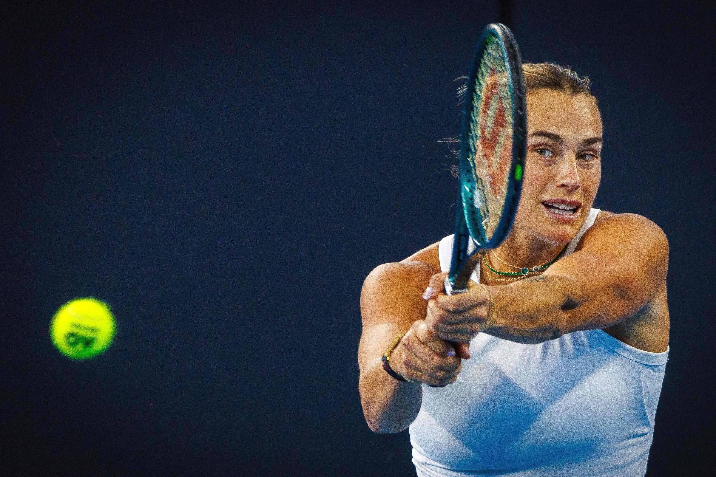 Revigorada, Sabalenka luta para manter liderança obtida depois de descanso forçado