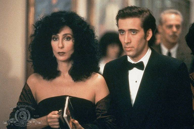 A vida e carreira da cantora Cher