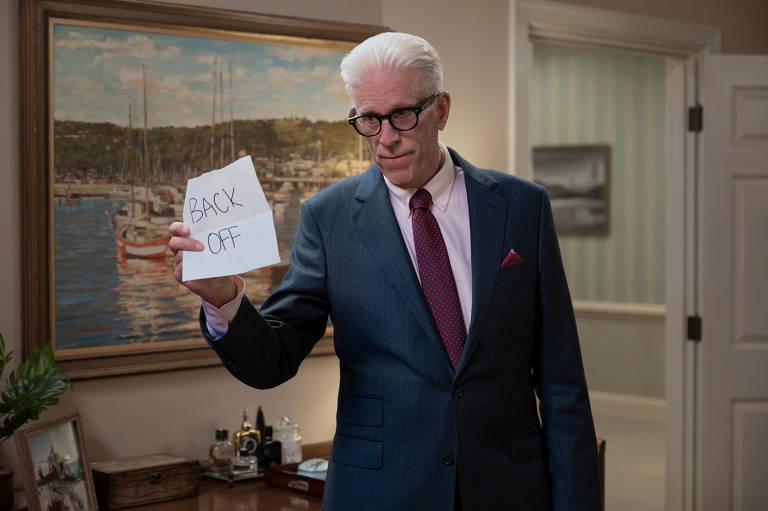 Ted Danson em 'Um Espião Infiltrado', da Netflix