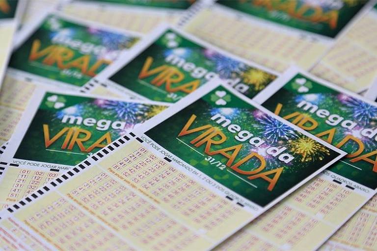 Veja como apostar em bolões da Mega da Virada 2024, que pagará R$ 600 milhões na terça (31)