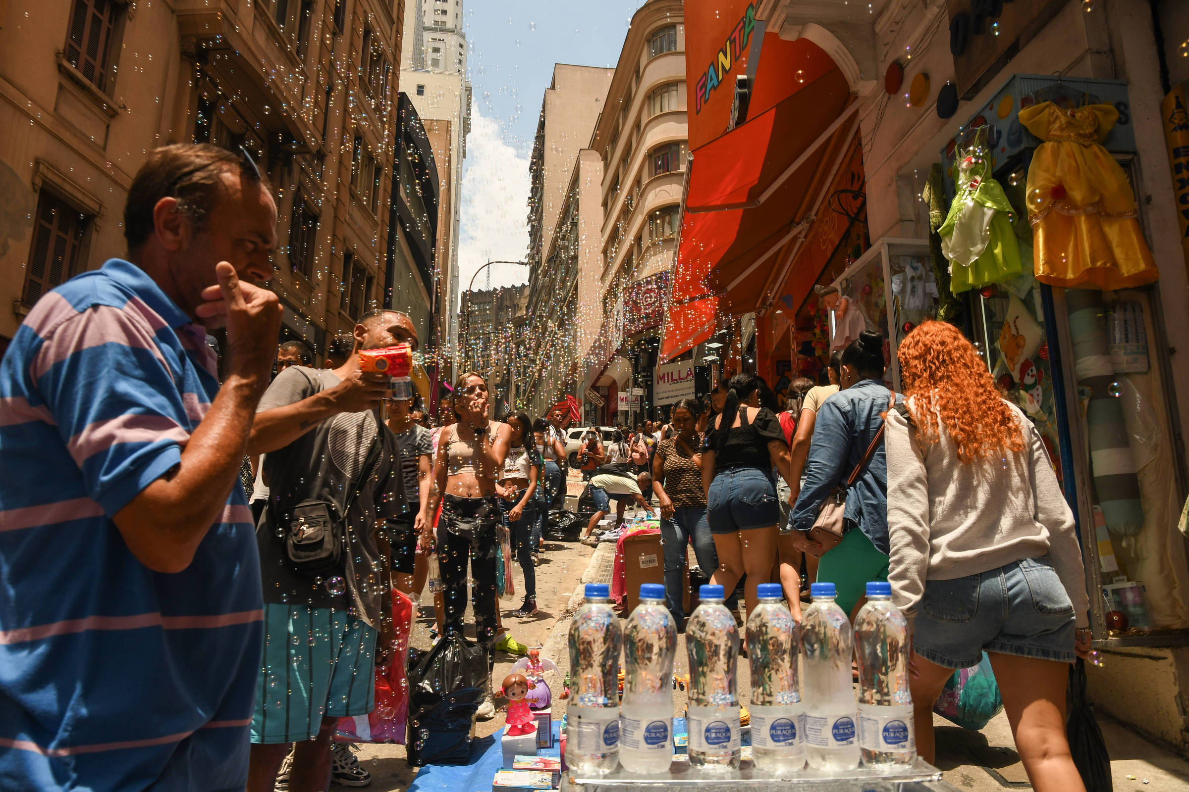 Cidade de São Paulo registra o dia mais quente do verão, com 34,5°C nesta terça (21)