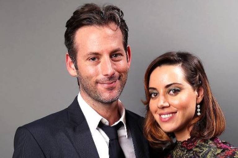 O diretor Jeff Baena e a atriz Aubrey Plaza