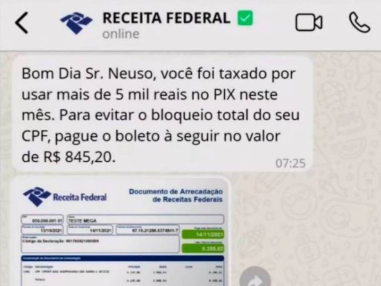 A imagem mostra uma tentativa de golpe no WhatsApp com uma mensagem falsa da Receita Federal. O texto informa que o destinatário， Sr. Neuso， foi taxado por usar mais de 5 mil reais no PIX neste mês e orienta a pagar um boleto no valor de R$ 845，20 para evitar o bloqueio do CPF. Abaixo do texto， há um documento de arrecadação da Receita Federal com detalhes do pagamento.