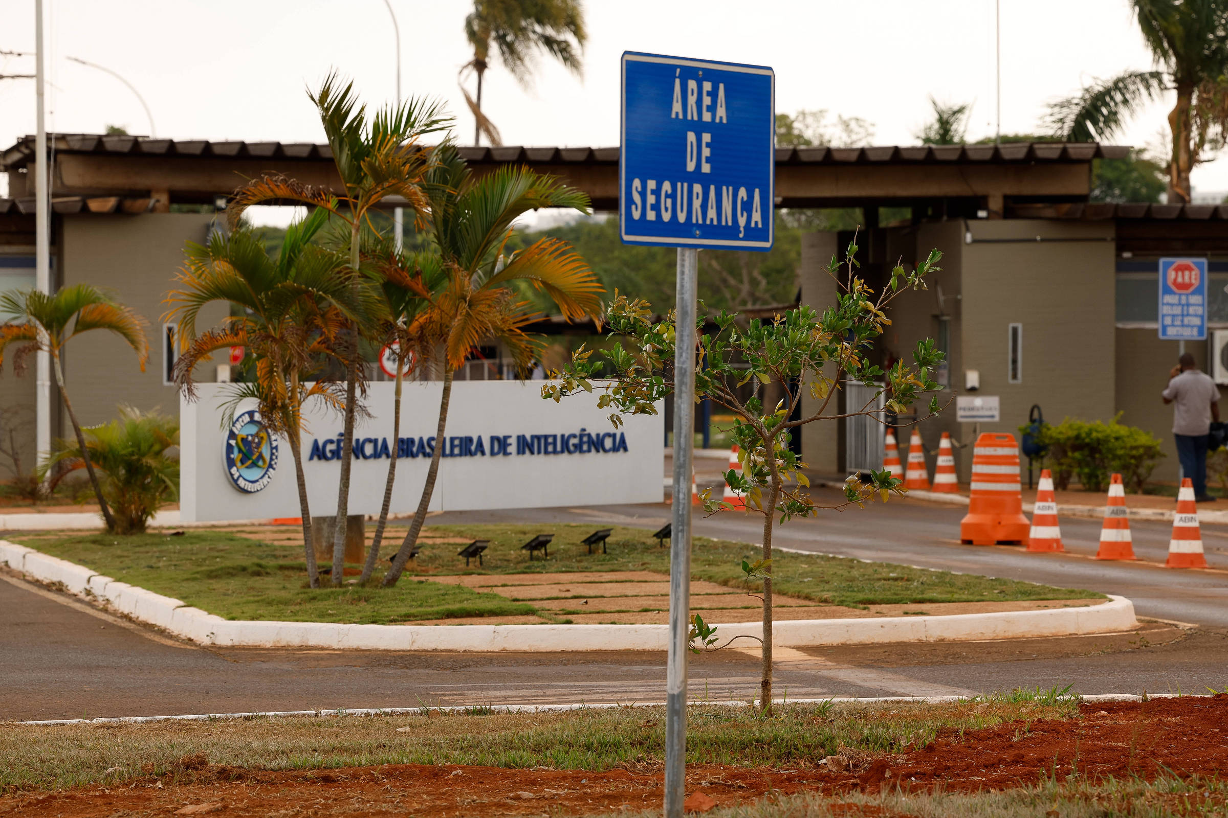 Justiça Federal manda Abin entregar documentos secretos