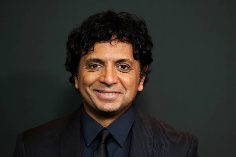 O diretor M. Night Shyamalan na premiere de seu filme， 039;Armadilha039;