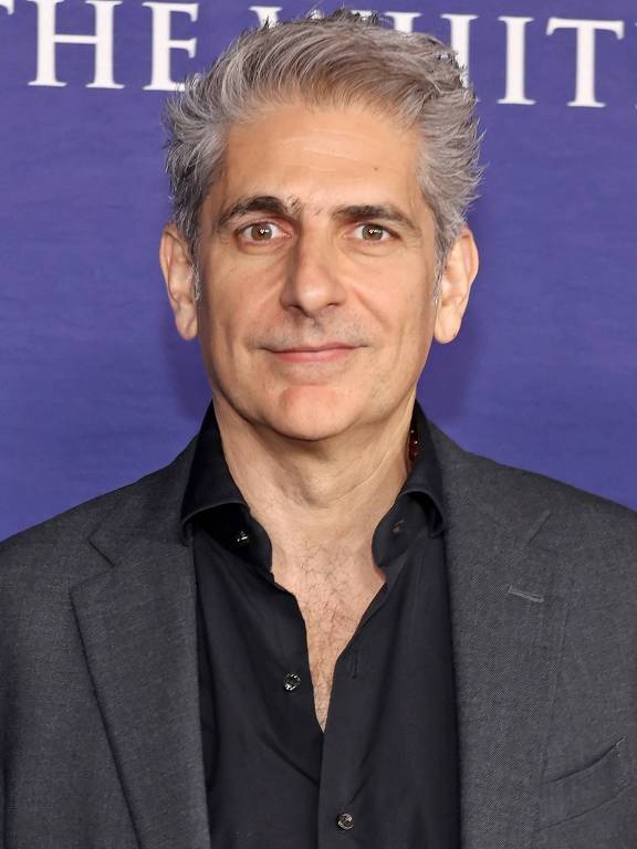 Michael Imperioli comparece à estreia da 2ª temporada da série original da HBO "The White Lotus" no Goya Studios  em Los Angeles, Califórnia