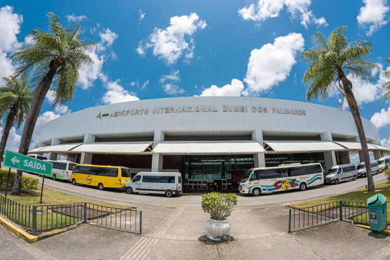 Fachada do Aeroporto Internacional Zumbi dos Palmares， em Alagoas