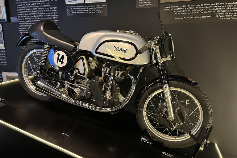 Exposição "Duas Rodas e uma Nação": Norton Manx 1952 tem motor de 498,3 cc (51 cv) e pode chegar aos 225 km/h