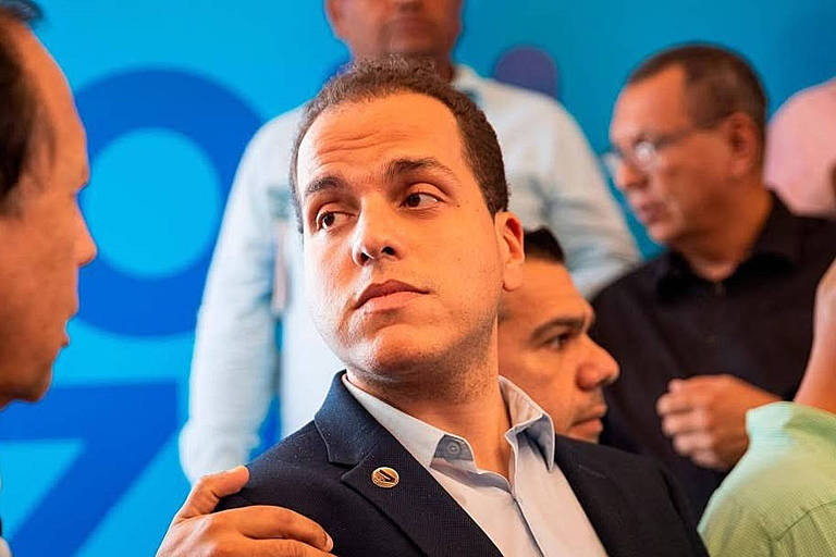 Fugimos por debaixo de seus narizes, diz opositor de Maduro resgatado da embaixada em Caracas