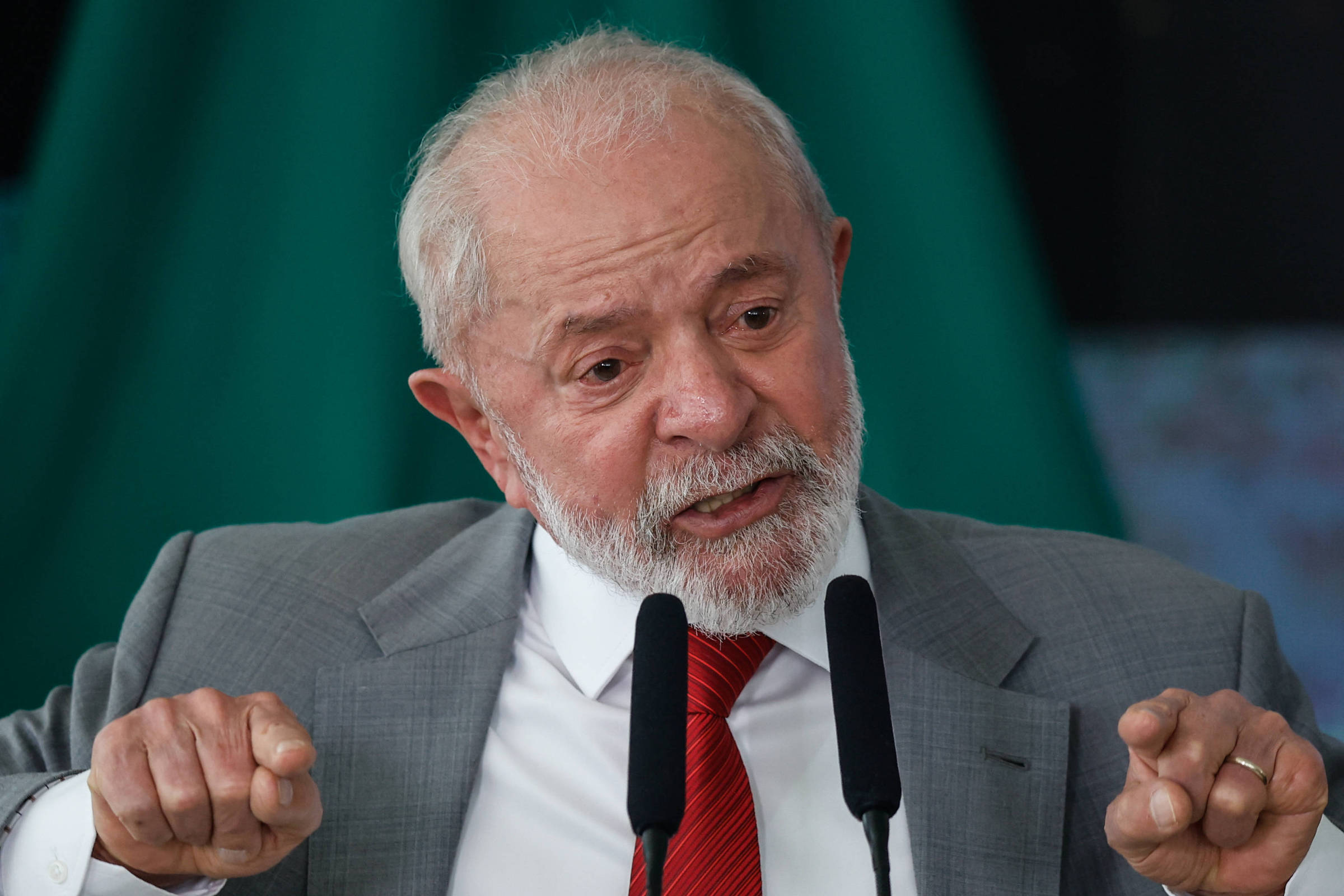 Quaest: Lula bate Tarcísio, Gusttavo Lima, Eduardo Bolsonaro e Marçal em simulações de 2026