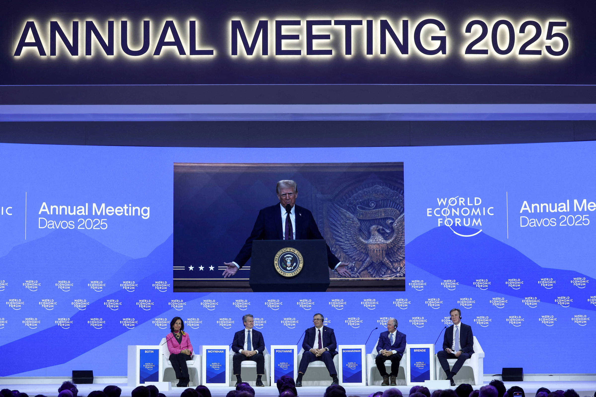 Discurso de Trump em Davos: O que brasileiros precisam saber em 2025