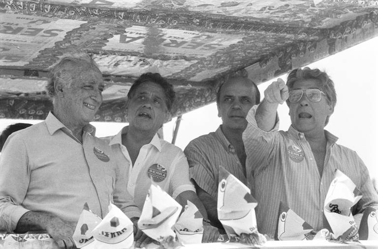 A primeira grande empreitada eleitoral, mesmo que ainda local, do PSDB foi a candidatura de José Serra à Prefeitura de São Paulo em 1988; o candidato chegou em quarto lugar na disputa de turno único, diante de pouca estrutura eleitoral da sigla e do pouco conhecimento do candidato na capital