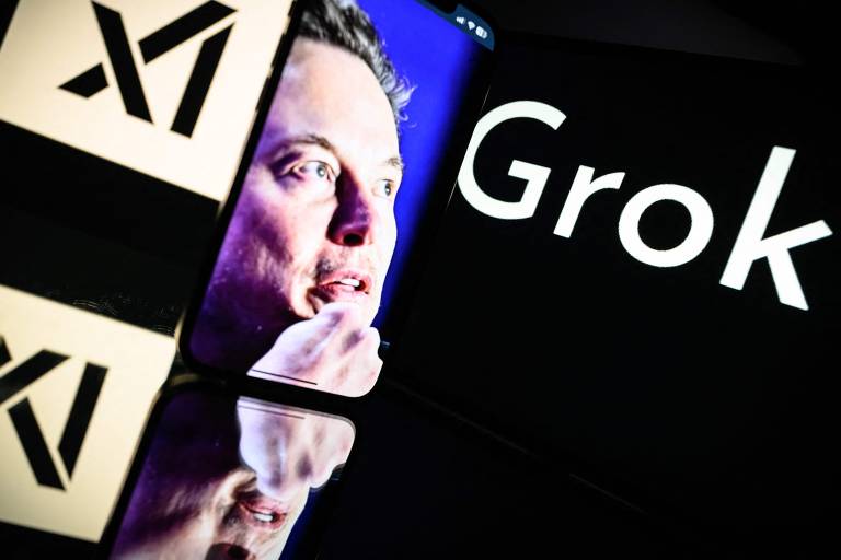 A empresa xAI, de Elon Musk, criou uma inteligência artificial com a promessa de subverter o politicamente correto da concorrência. Chamada de Grok, ela ficava restrita aos assinantes do X Premium, que custa a partir R$ 19,99 ao mês. Passou a estar disponível para o amplo público em dezembro