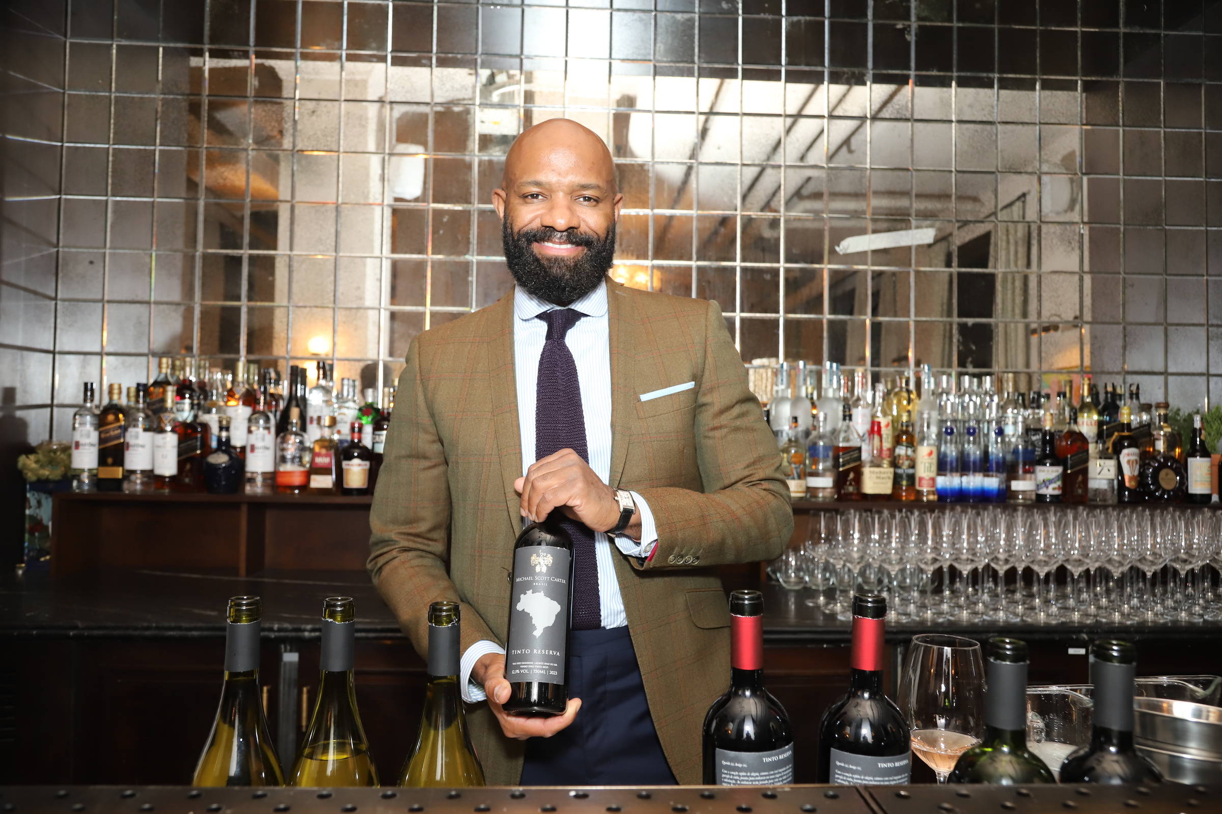 Empresário americano abre vinícola no Brasil e planeja vender vinhos fora do país