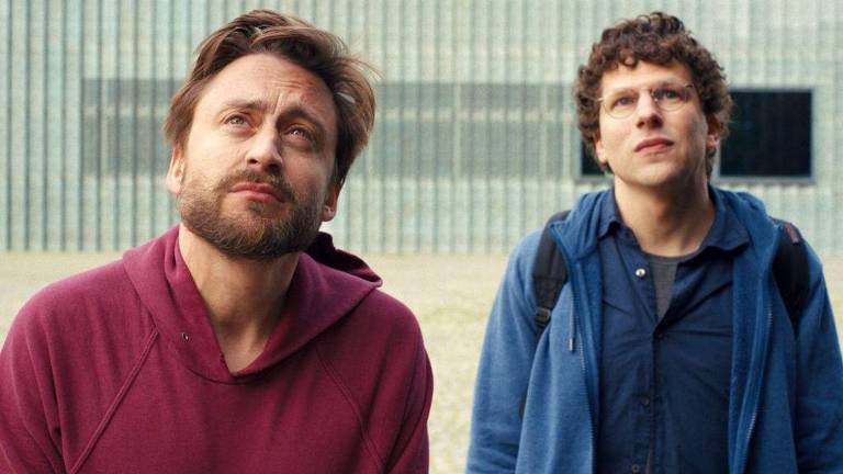 Os atores Kieran Culkin e Jesse Eisenberg em cena do filme 'A Verdadeira Dor'