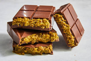 Dubai chocolate. Food styled by Yossy Arefi. (Linda Xiao/The New York Times)