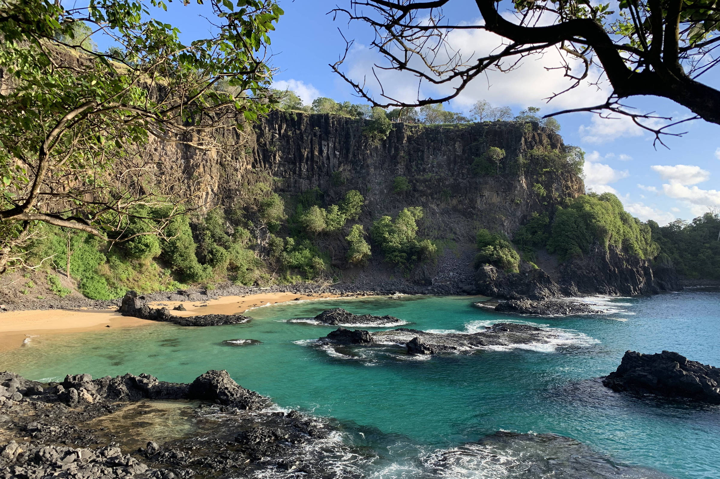 Com cara de paraíso tropical intocado, Fernando de Noronha é imperdível