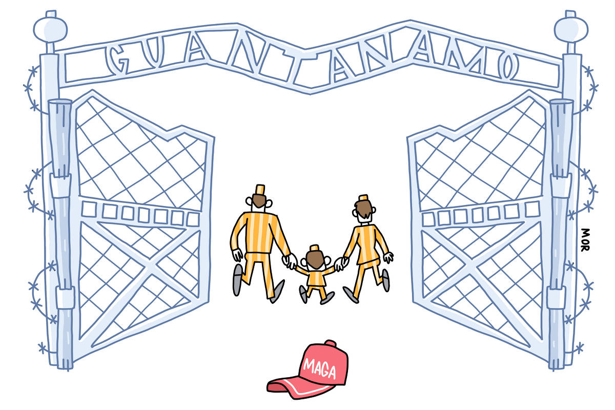 Na charge temos uma família com um uniforme laranja listrado atravessando um portão com os dizeres "Guantánamo" em seu topo enquanto deixa para trás um boné com as iniciais "MAGA". 