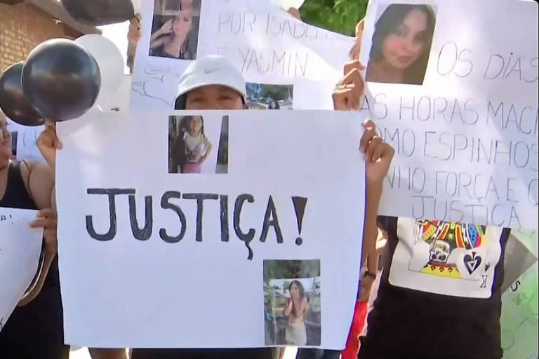 Familiares e amigos de adolescentes fizeram protesto na última quarta-feira (29)