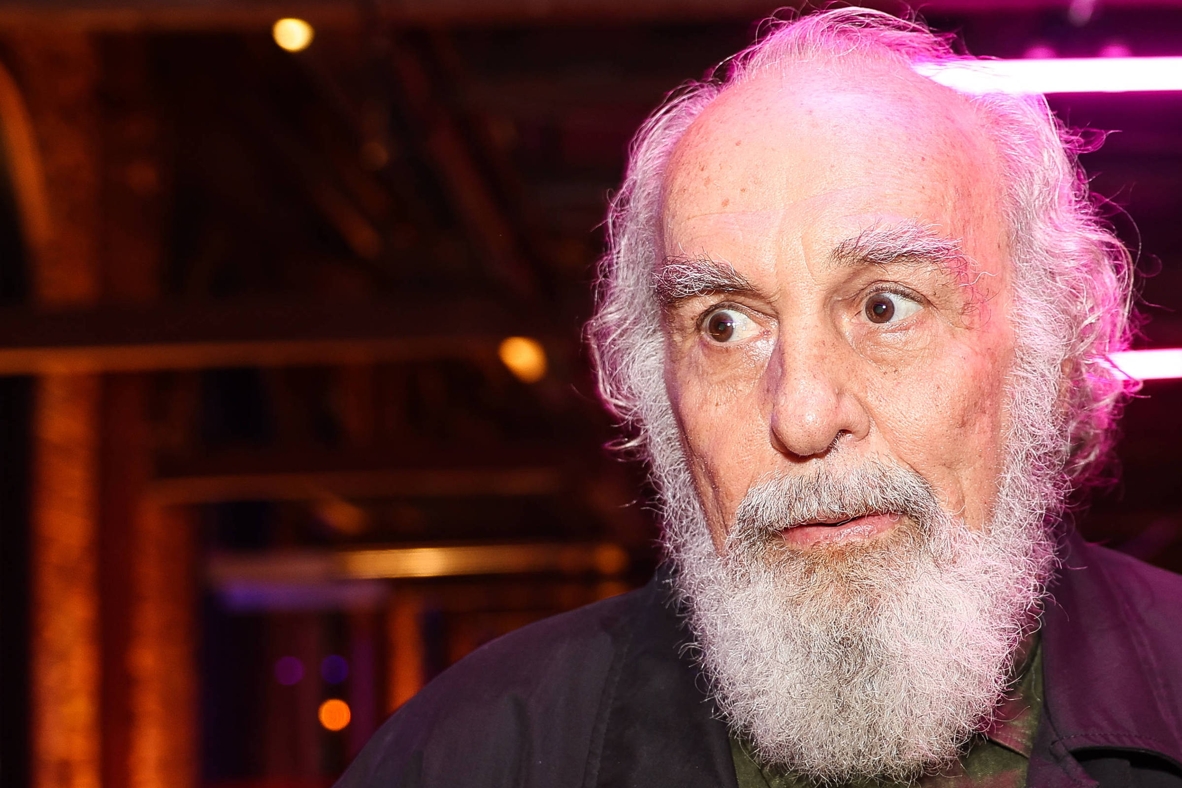 Somos um país bárbaro, é experimental usar uma câmera, diz Julio Bressane