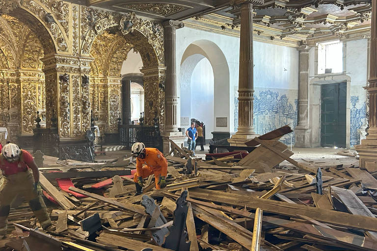 Teto da Igreja de São Francisco de Assis， que fica no Centro Histórico de Salvador， desabou na tarde desta quarta-feira (5)