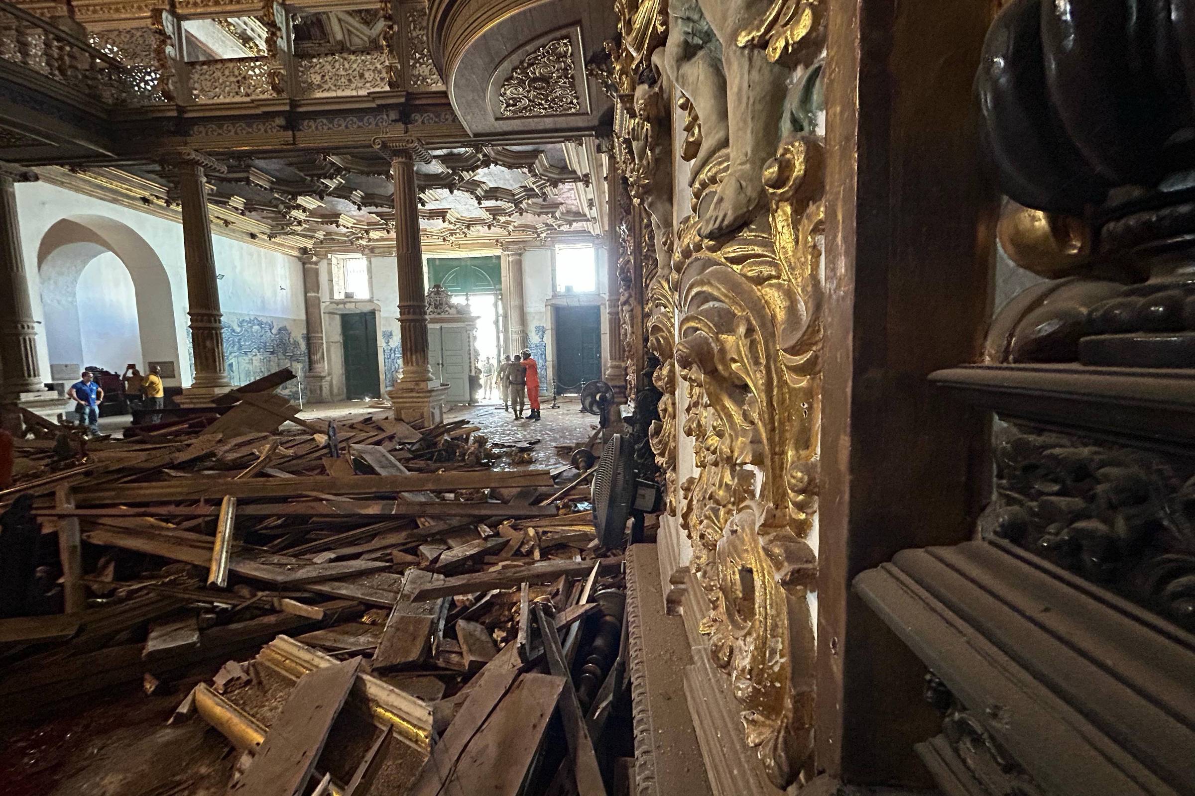 Igreja de São Francisco, em Salvador, é revestida a ouro e patrimônio nacional